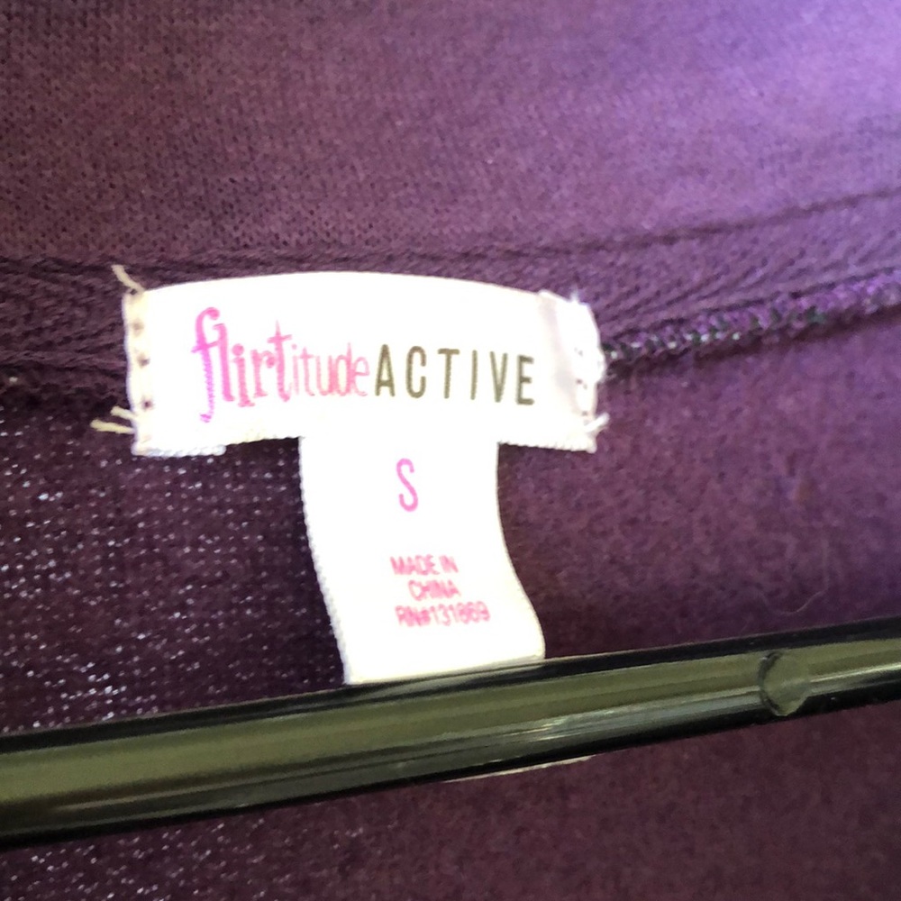 Woman’s quarter zip - Picture 5 of 6